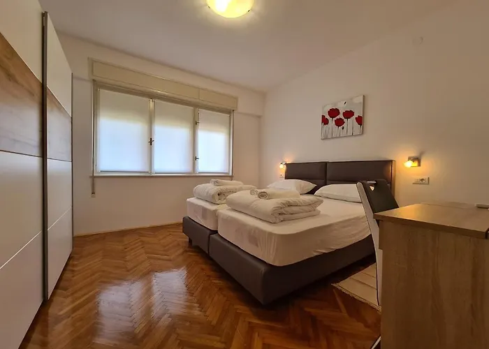 Jadran 2151 Apartamento *