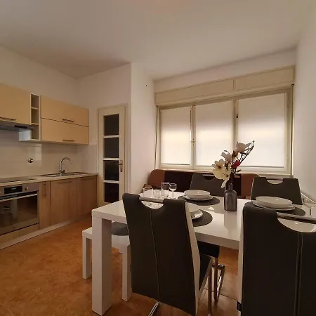 Jadran 2151 Apartment *